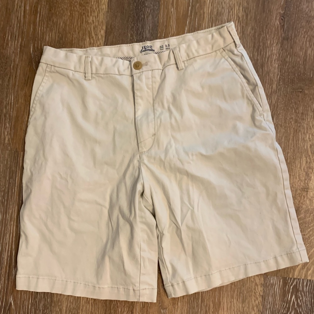 Izod saltwater shorts